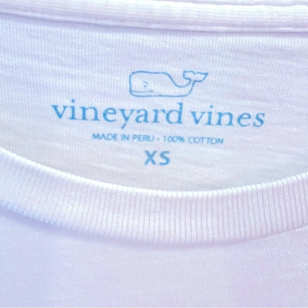 Vineyard Vines Men's White Long Sleeve Shirt with California Bear. Extra Small